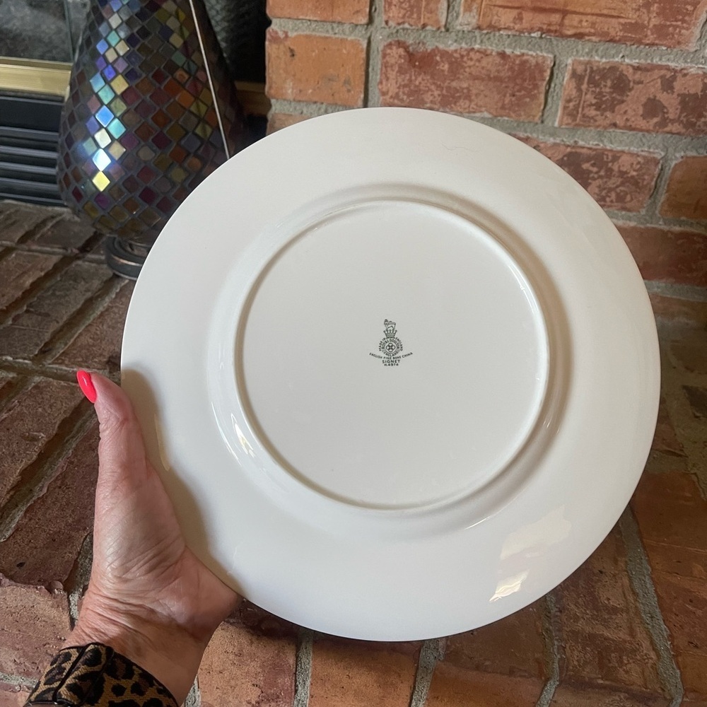 Vtg Royal Doulton English Fine Bone China Signet Dinner Plates Set of 2 - Picture 4 of 5